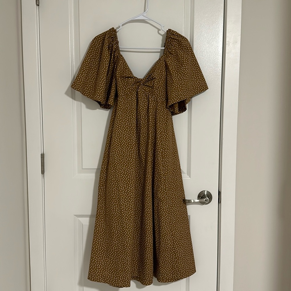 Polka dot sweetheart , back bow tie dress
